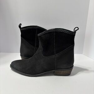 Journee Collection Carmela Black Carmel Boots Size